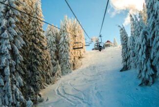 Titelbild zum Beitrag: Skiurlaub Checkliste, Tipps für stressfreie Winterferien